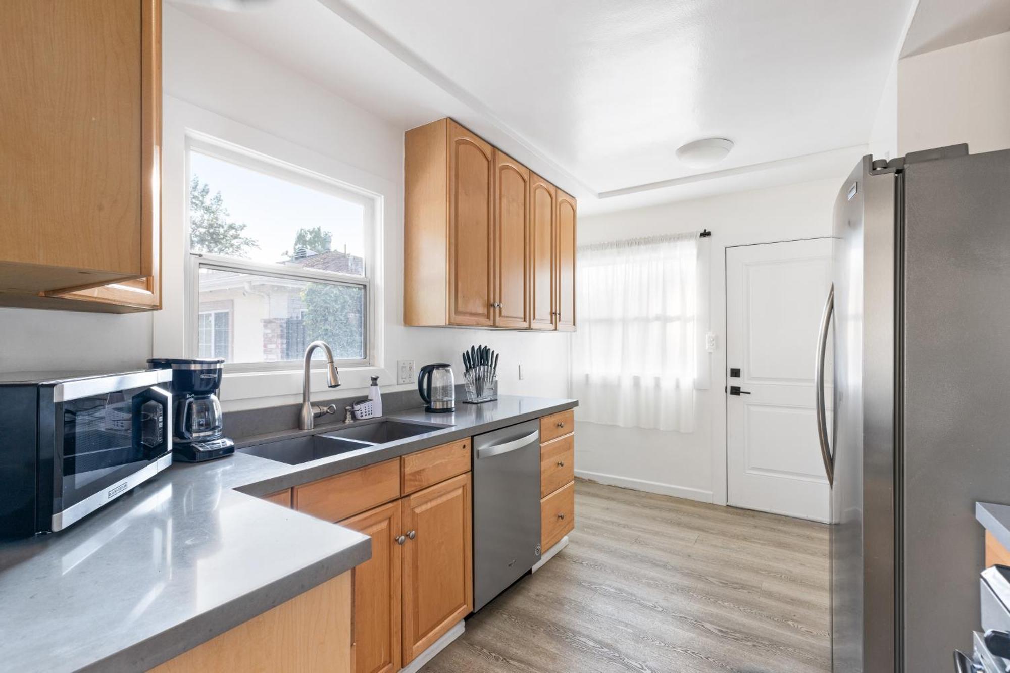 Modern Oasis With Pool & Jacuzzi Near Universal Hébergement de vacances Los Angeles