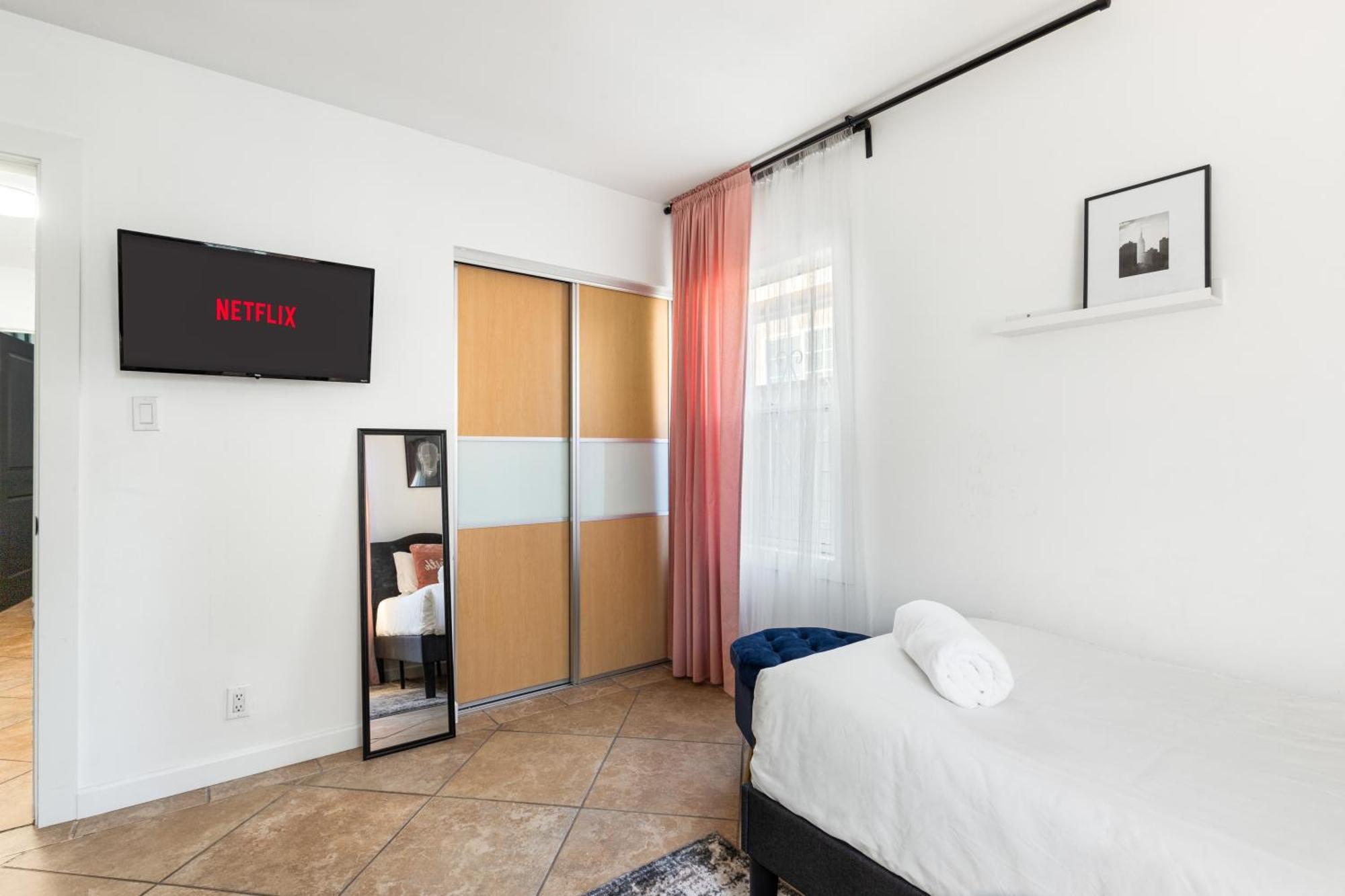 Modern Oasis With Pool & Jacuzzi Near Universal Casa vacanze *